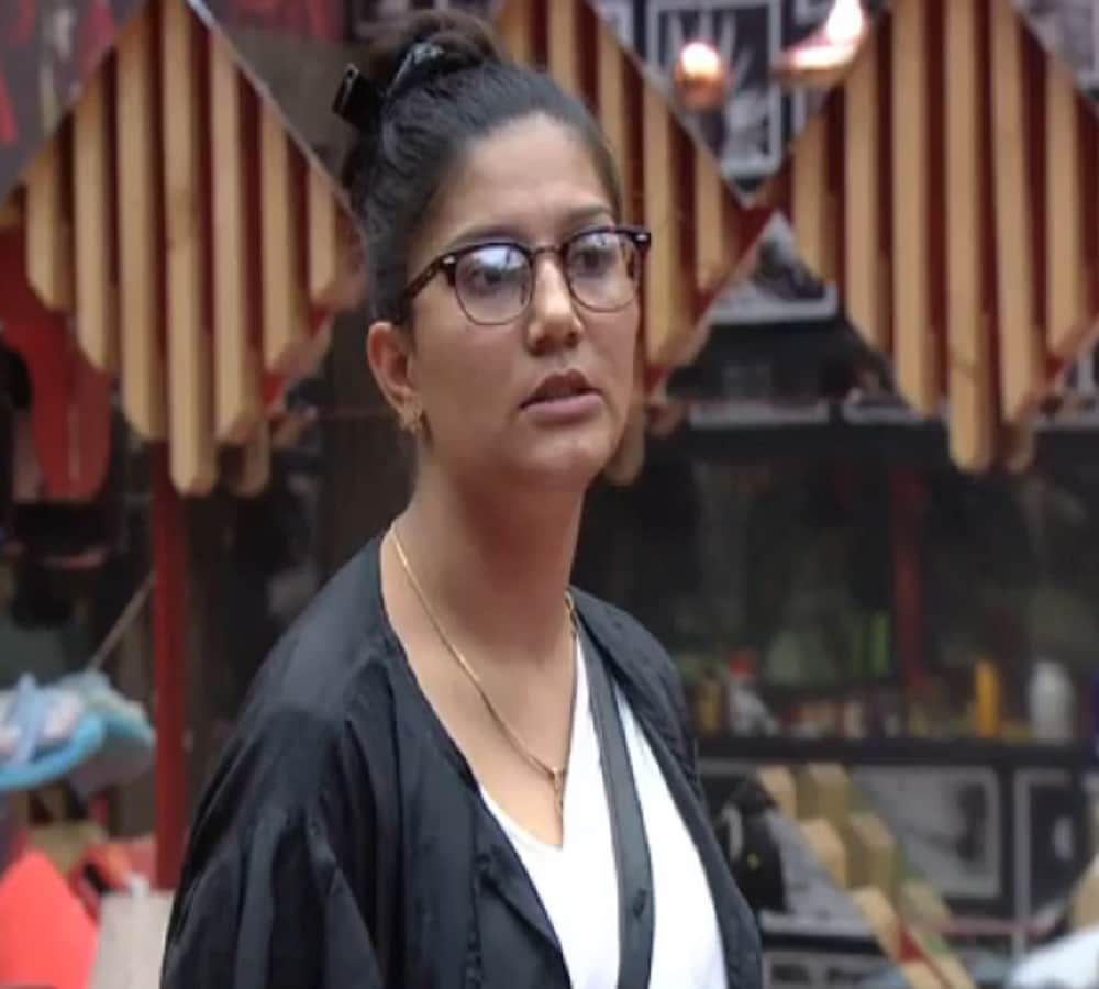 sapna chaudhary revealed her personal life in bigg boss house