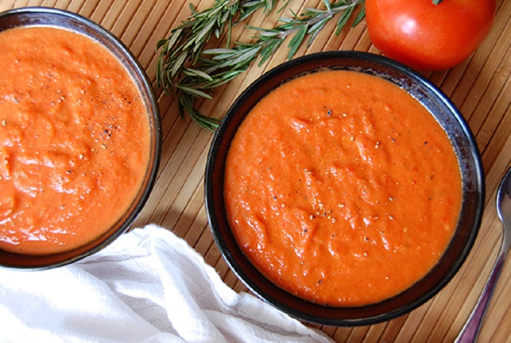 Enjoy winter with this tasty Roasted red pepper tomato soup