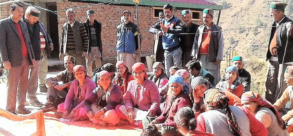 टोडसा लिंबडा गांव में दी बैंकिंग की जानकारी
