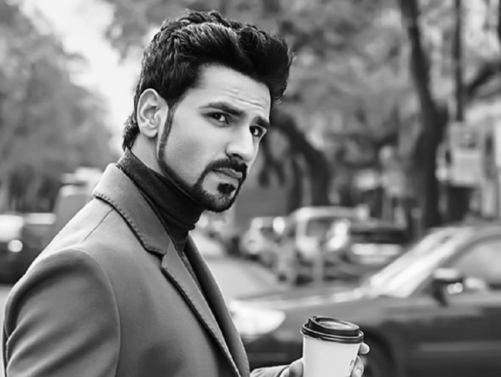 Vivek Dahiya faces racial discrimination in Budapest airport