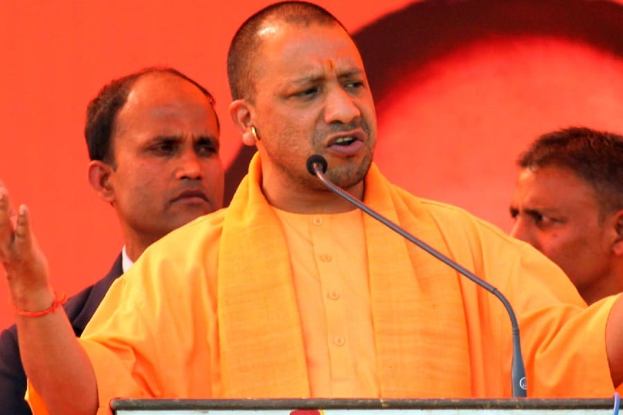 Cm yogi addresses a party meeting in Barabanki