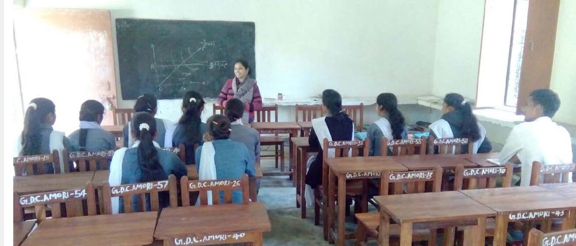One room, two classes, 79 students