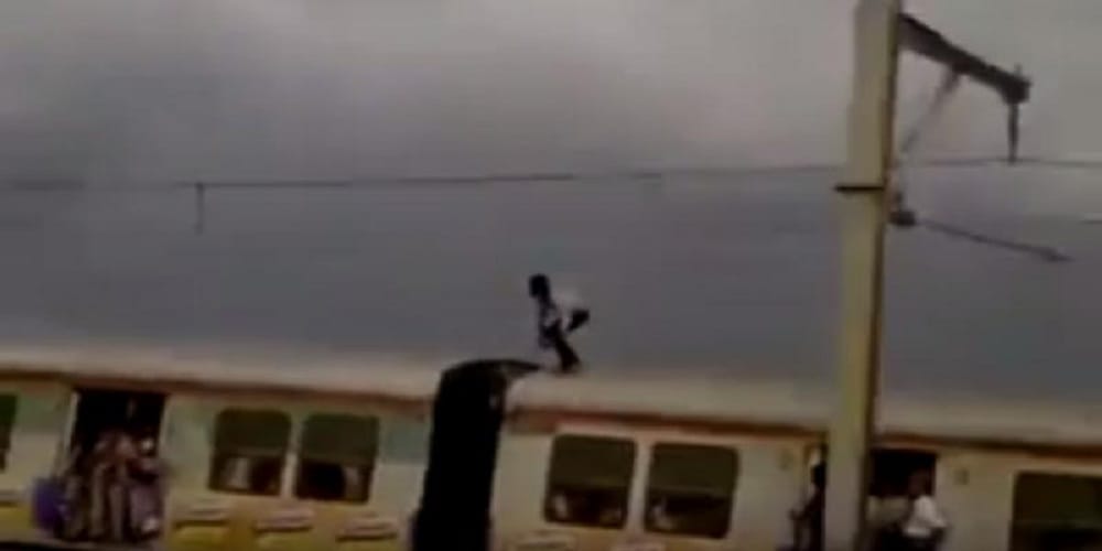 man travels 11 kilometer while sitting on rail engine made panic in sawai madhopur junction 