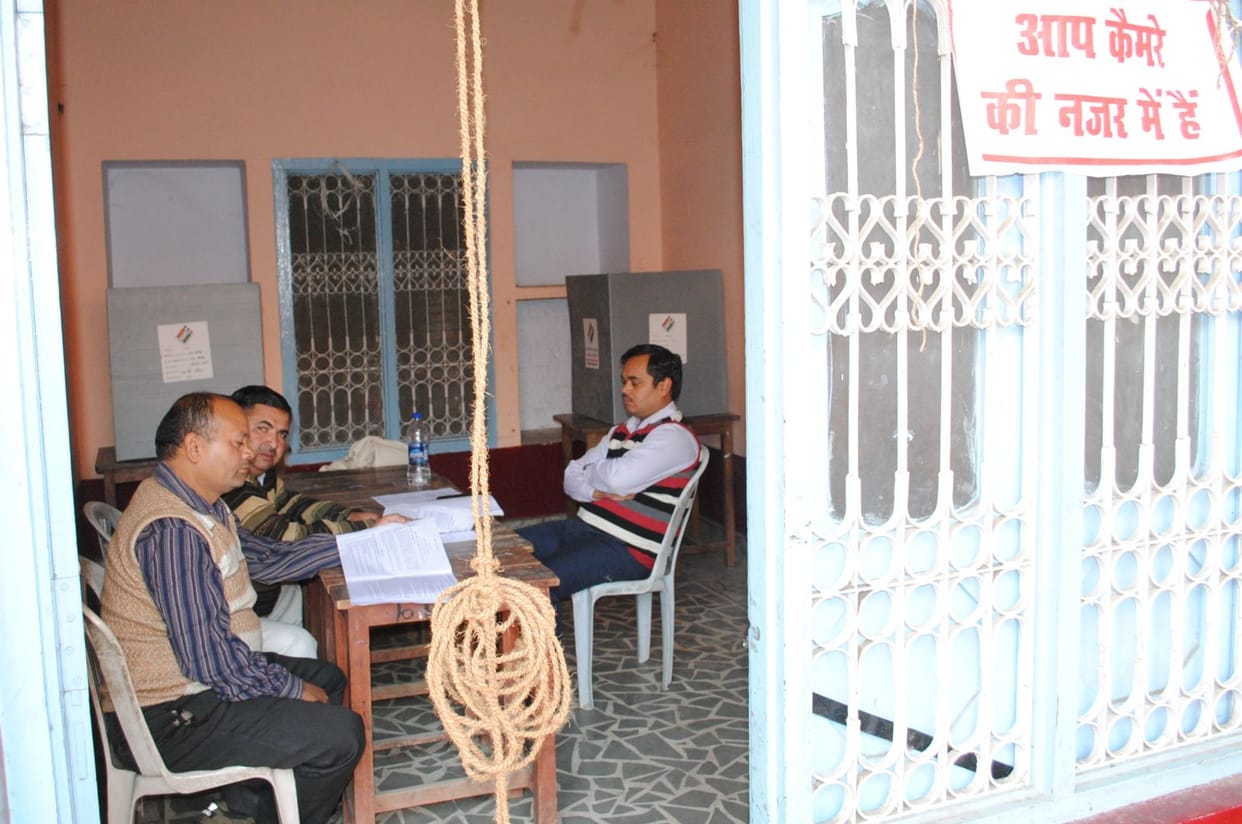 छावनी बनी साहू धर्मशाला, आज होगा पुनर्मतदान