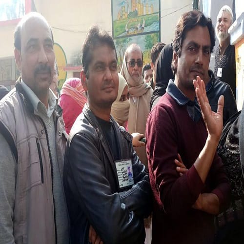 Nawazuddin Siddiqui who took a few minutes to cast votes photos
