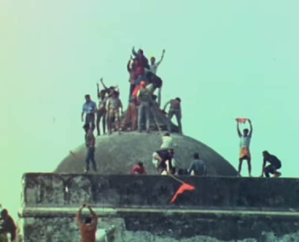 Game of Ayodhya Director wants LK Advani Mulayam Singh Yadav to watch the film 
