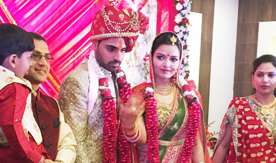 indian cricketer bhuvneshwar kumar after wedding reception party will be without bride and groom