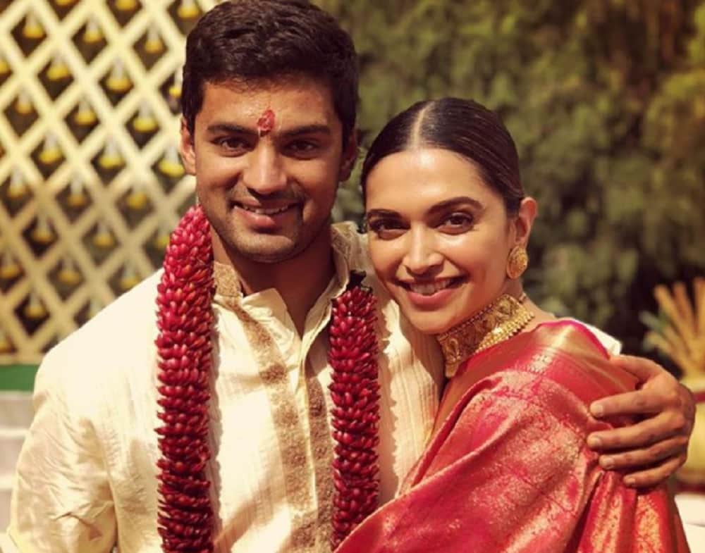 Is deepika padukone got married with aditya narayan