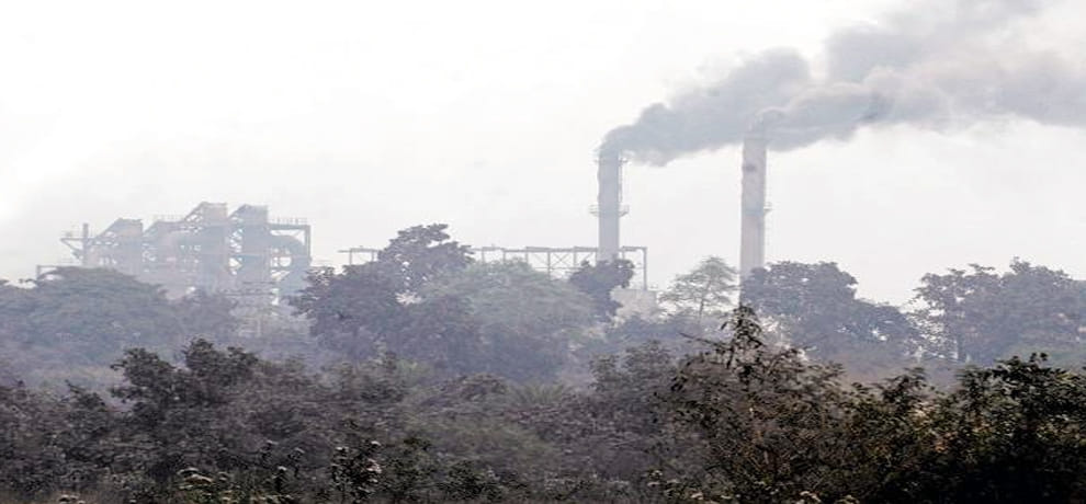 the air of city is poisonous