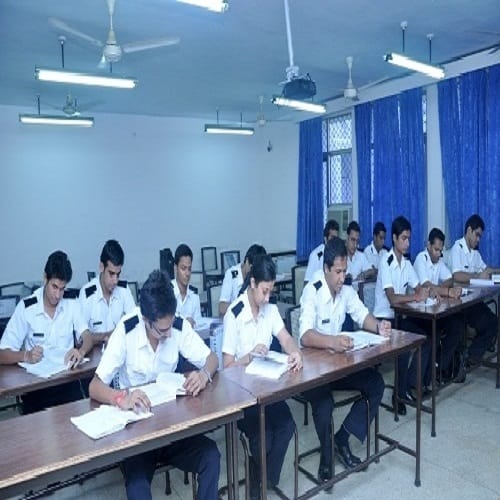 vacancy in Indira Gandhi National Flight Academy for Assistant post, recruitment on contract basis
