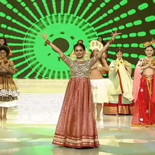 Internet is buzzing with dance steps of Miss world 2017 Manushi Chhillar