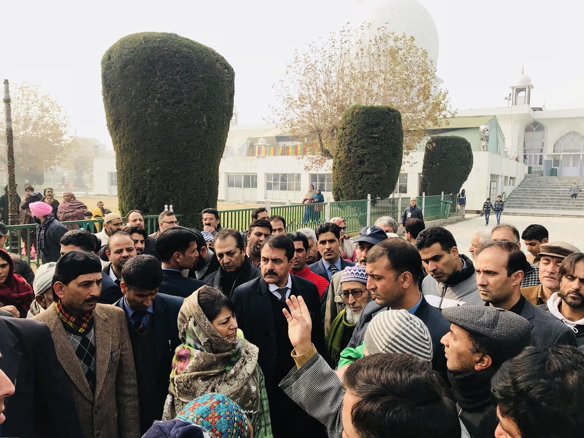 mehboob mufti visit Dargah Sharief Hazratbal to oversee arrangements for Eid-e-Milad ul Nabi 