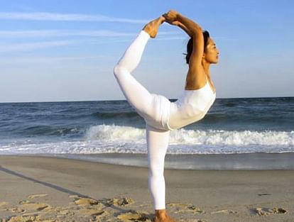 Natarajasana Yoga Pose Know Its Benefits for Body and mental health In Hindi