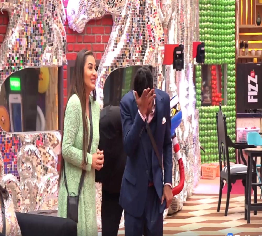 bigg boss may take big decision today on puneesh and akash dadlani