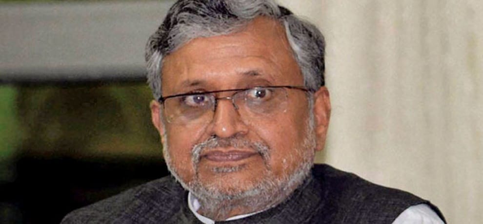 swarna sena throw ink on Sushil Modi car