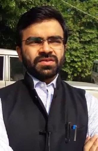 A CANDIDATE WEIGHED WITH CURRENCY DURING ELECTION CAMPAIGN IN BAGHPAT