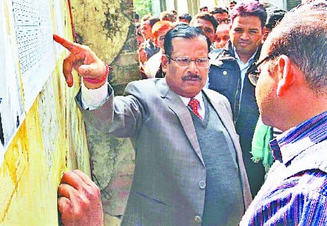 घूस लेकर नलकूप कनेक्शन दिया तो जाओगे जेल:  डीएम