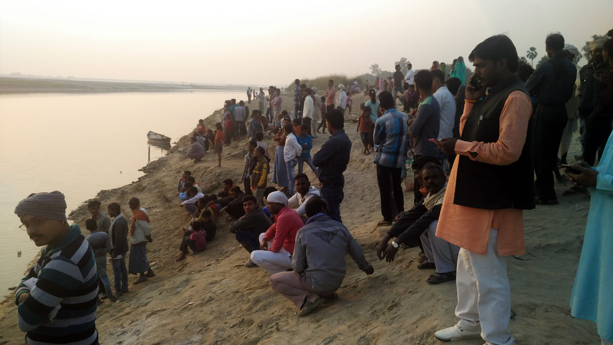 सरयू नदी में नहाते वक्त युवक डबा, तलाश जारी