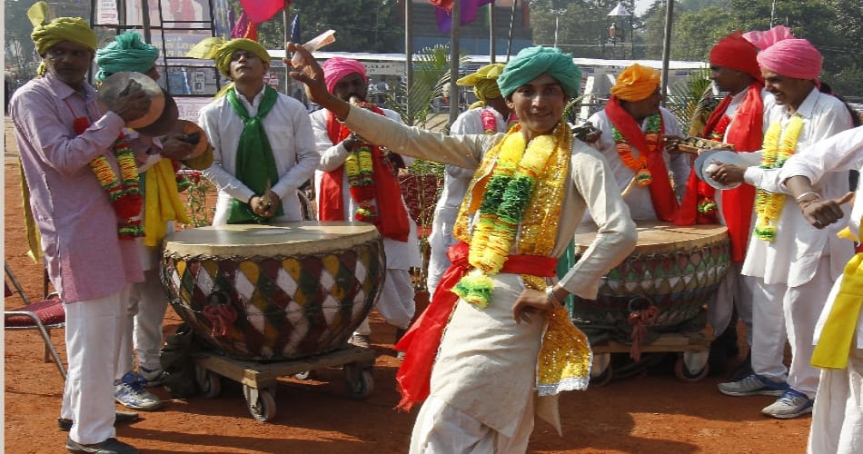 large number of peoples visited chandiagrh carnival on last day 