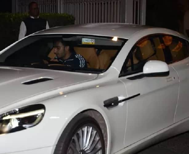  Ranveer Singh And Deepika Padukone Go on Dinner Date