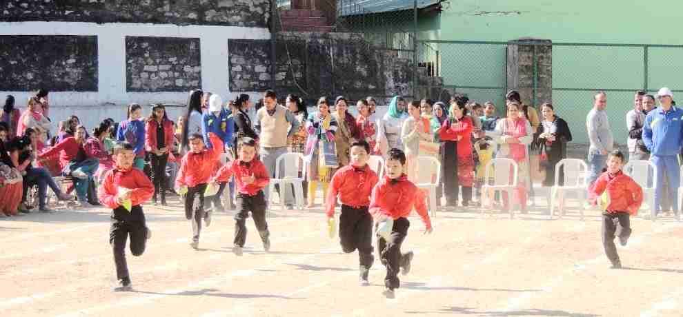 डीपीएस झाकड़ी में वार्षिक खेल उत्सव संपन्न