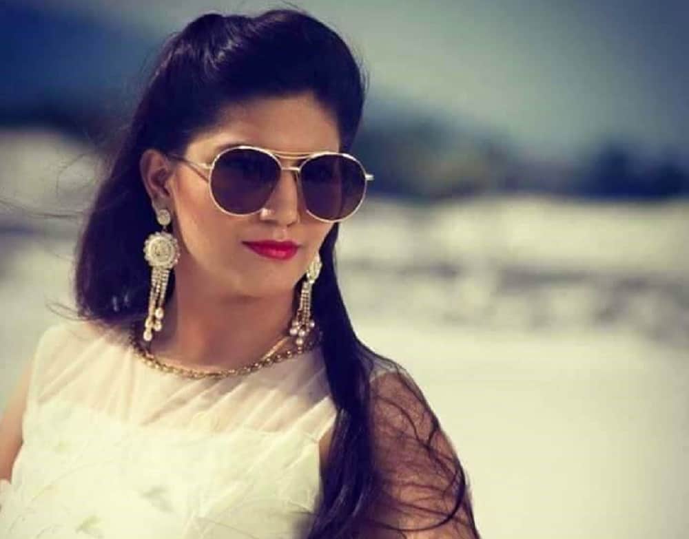 bigg boss 11 ex contestant sapna chaudhary lives luxurious life