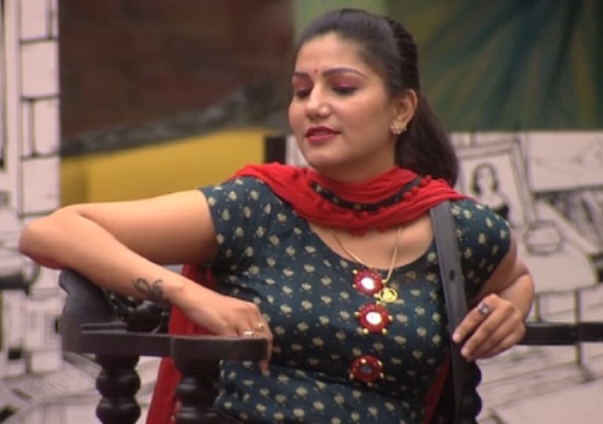 bigg boss 11 sapna chaudhary calling bandgi bandariya