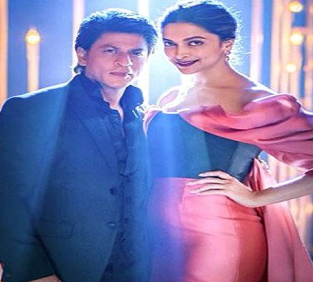 Deepika Padukone crying during shah rukh khan new show