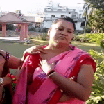 घटना की जानकारी देती महिला