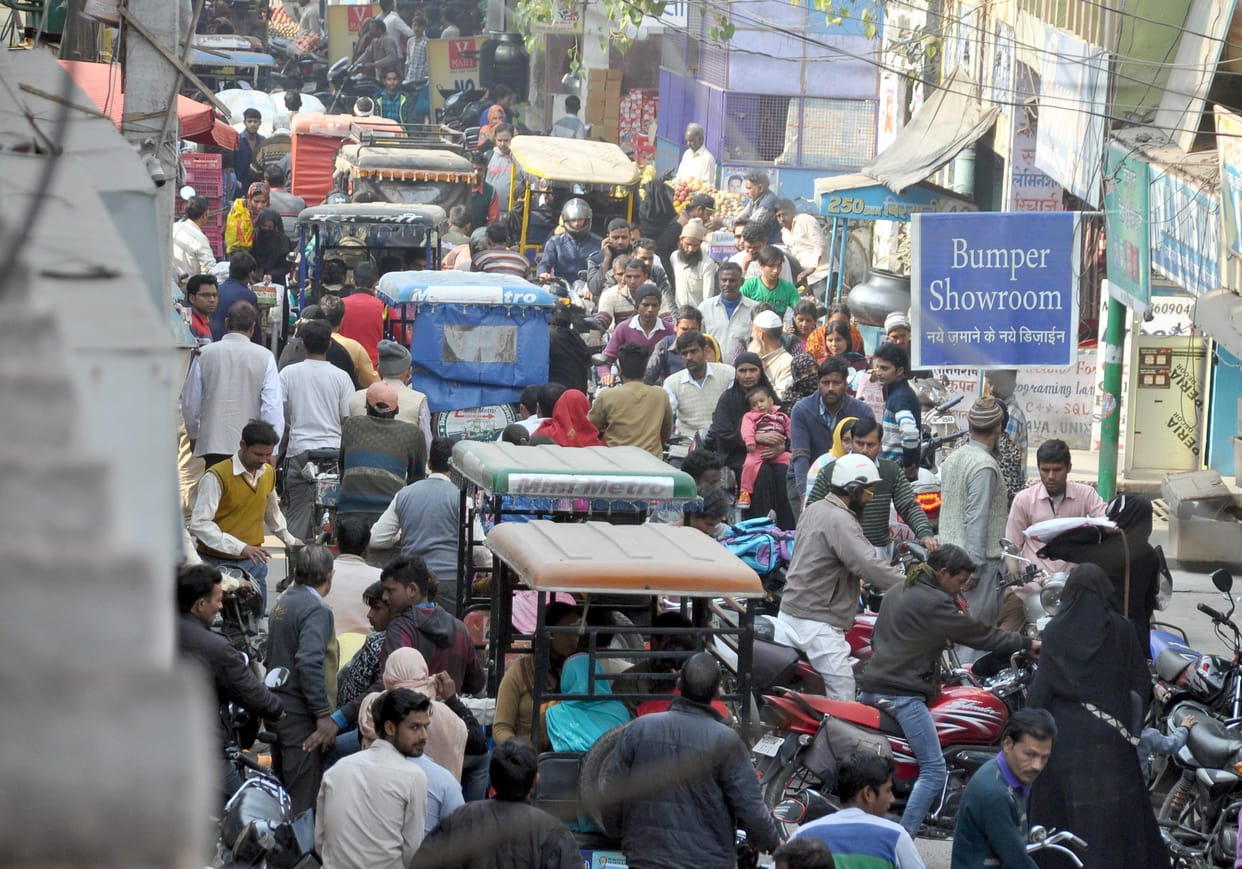 two gours trafic jam at kot chauraha