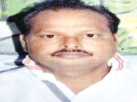 murdered pradhan and fired on police 