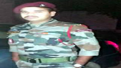 Army Intelligence Unit arrested fake commando at kanpur