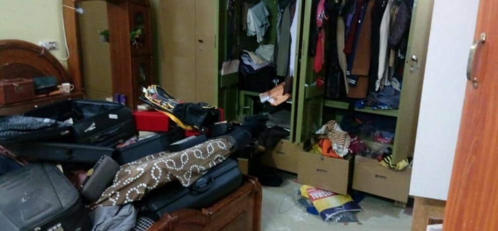 robbery in doctor's home at ghaziabad vasundhara