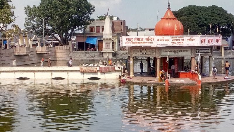 धूमधाम से मनाया प्रकाशोत्सव पर्व