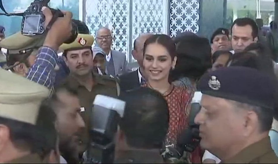 miss world 2017 manushi chhillar arrives delhi gave statement on khap and other issues