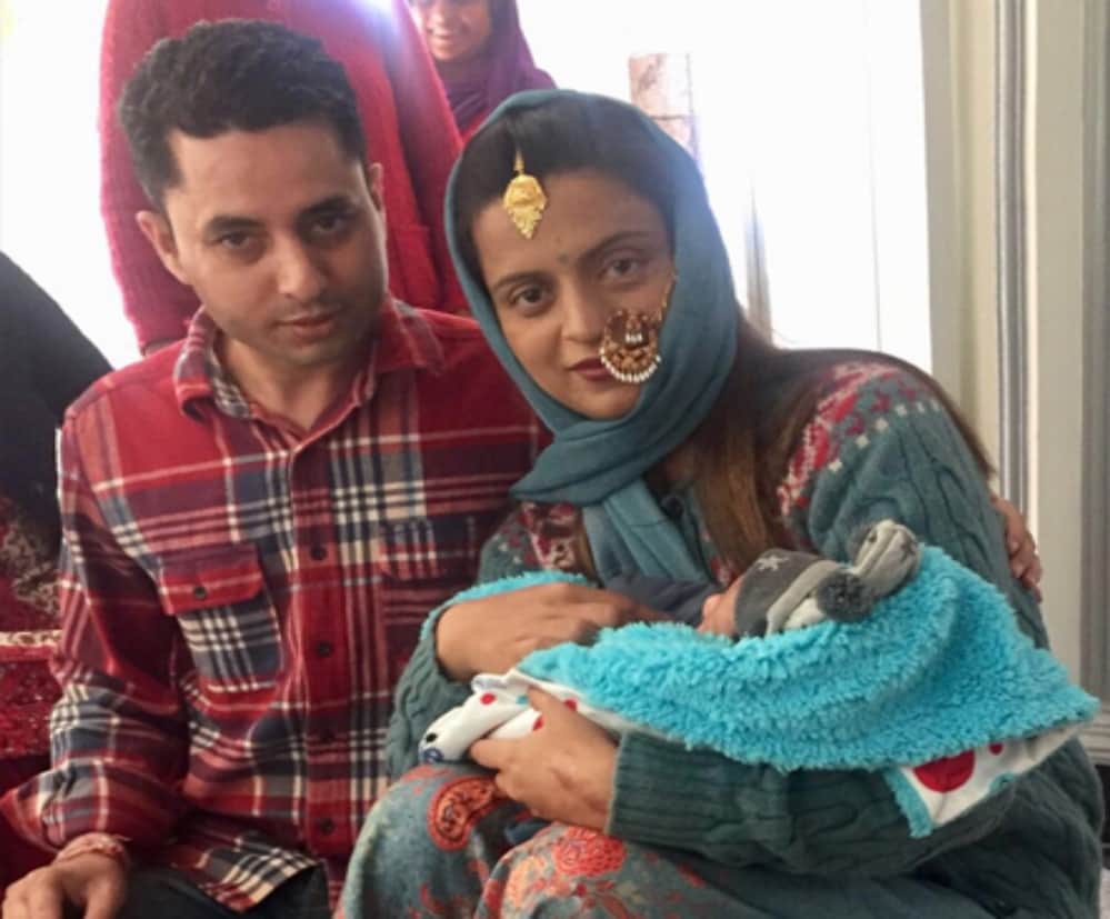 kangana ranaut sister rangoli celebrates her son 13 days old