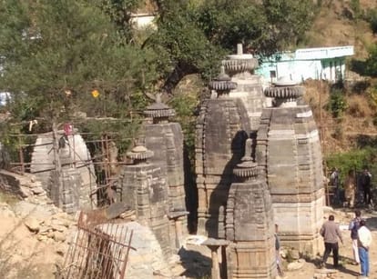  Why the Twelfth Century Shiva Temple Leaning