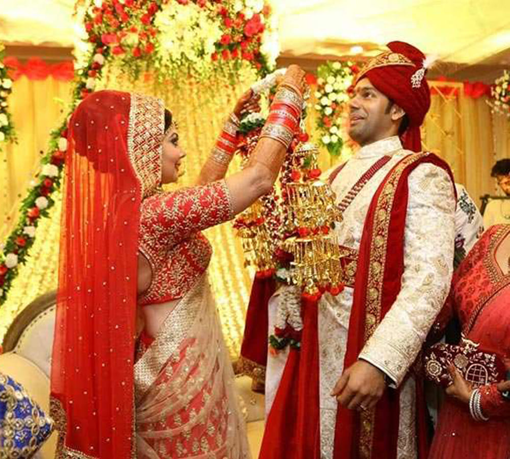 tv serial krishna saurabh pandey get married with her girlfriend zara