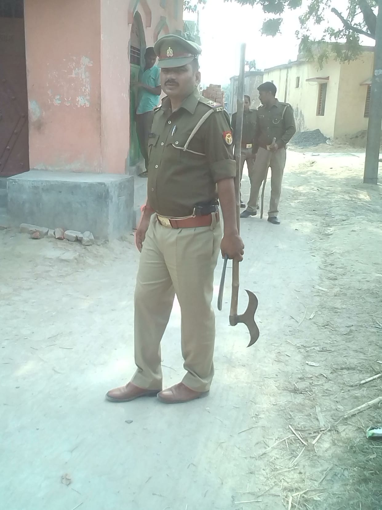 बदले की आग में जल रहा परिवार