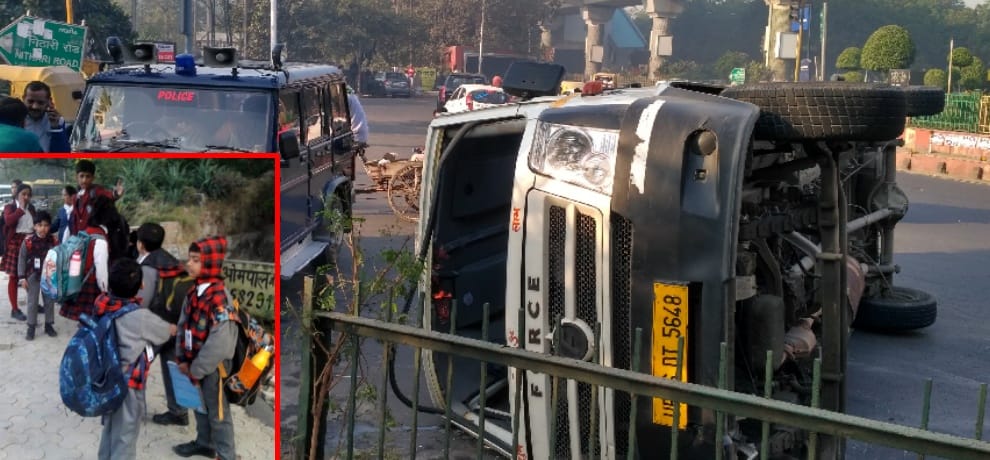 school bus full of children overturned in noida, many got injured