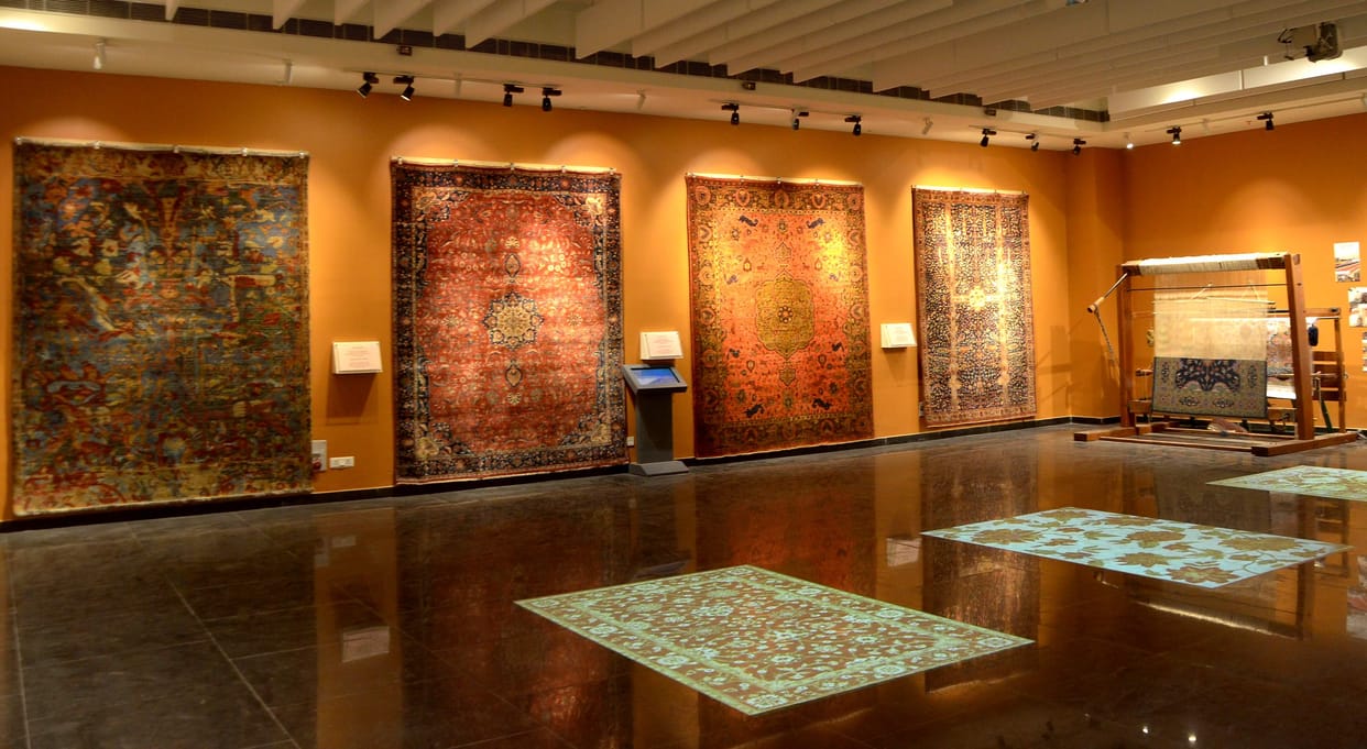 dindayal hastkala sankul digital display of carpet