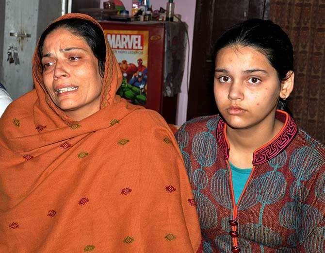 indian army soldier chandrabhan died in bsf camp at kashmir