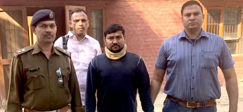 a man used to take illegal dues from grain market, police caught him