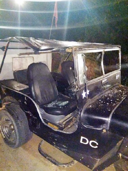 डांस करते वक्त भिड़ गए बाराती, पथराव के बाद चली तलवारें