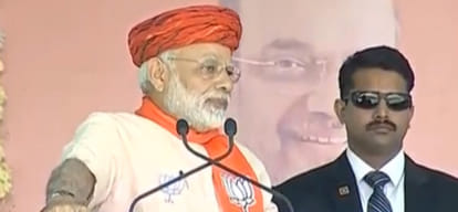 Gujarat election 2017 is in last stage, its Modi vs Rahul Gandhi today