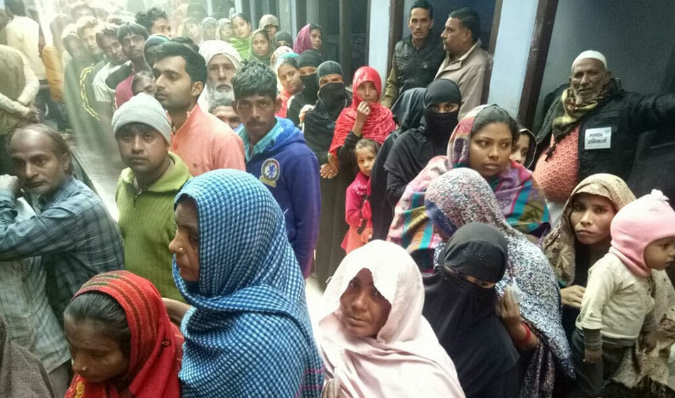 nikay chunav 2017: 6.27 voters casting their votes 