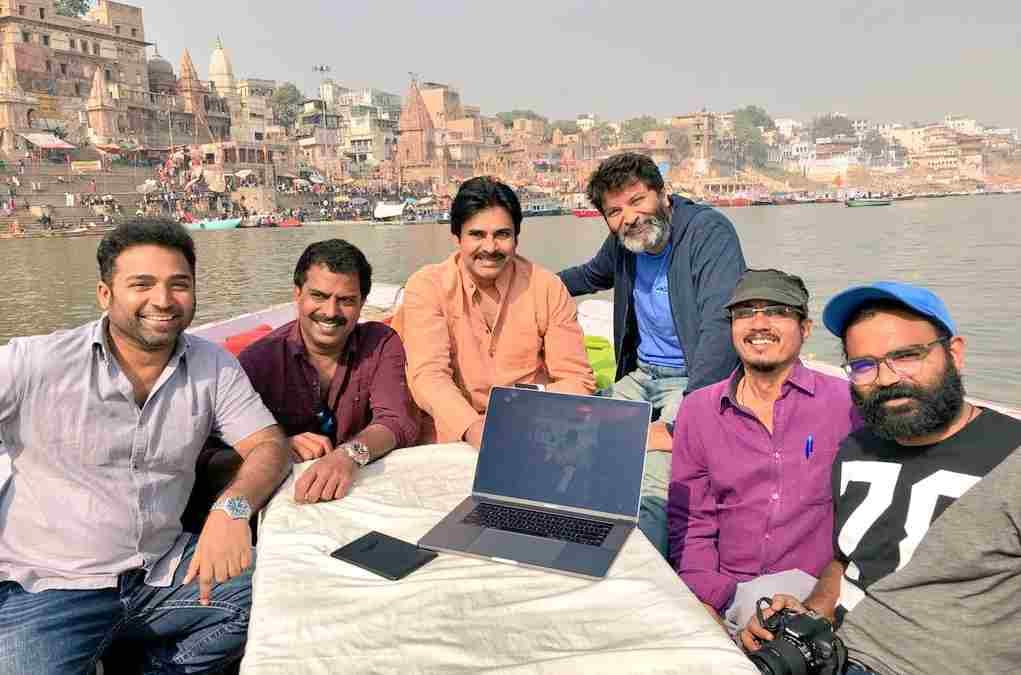 pawan kalyan in varanasi for his film shooting