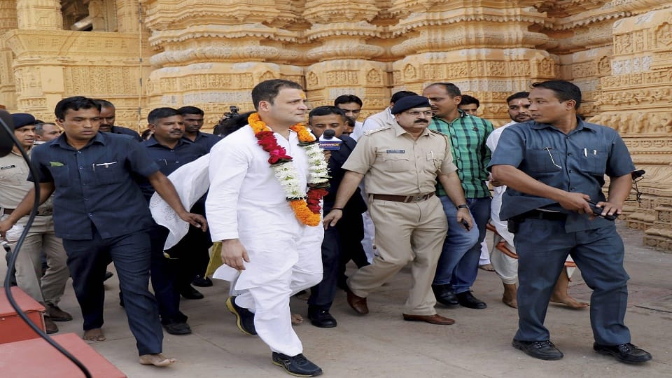 rahul gandhi did not made his entry into somnath temple visiting register