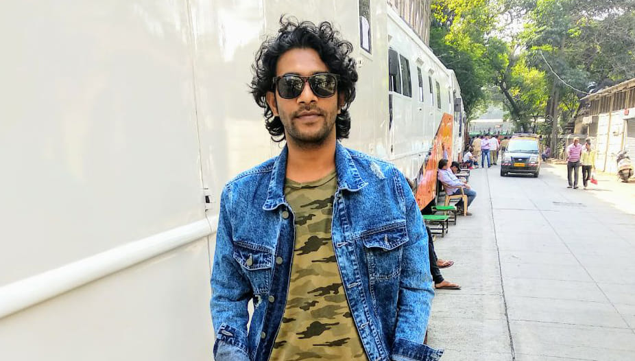 Rani mukharji return to Bollywood with samar katyayan in Hichki movie