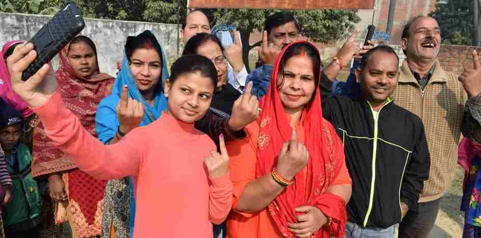 voting in mirzapur chandauli mau and jaunpur for nikay chunav